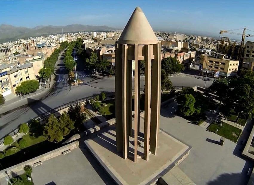 آرامگاه بوعلی سینا