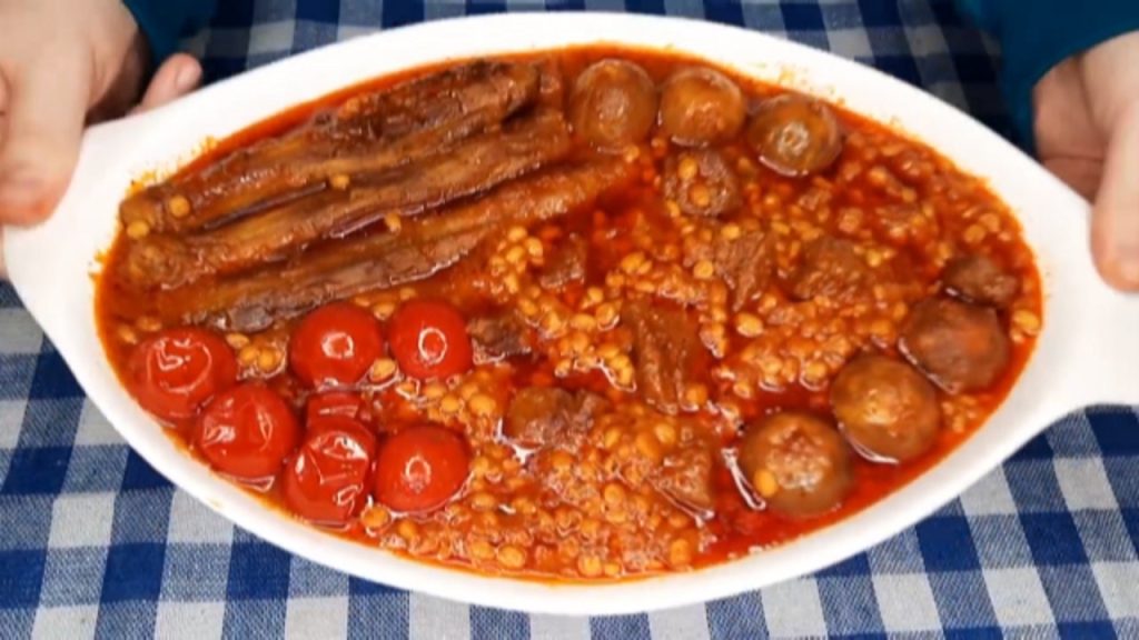 قیمه بادمجان